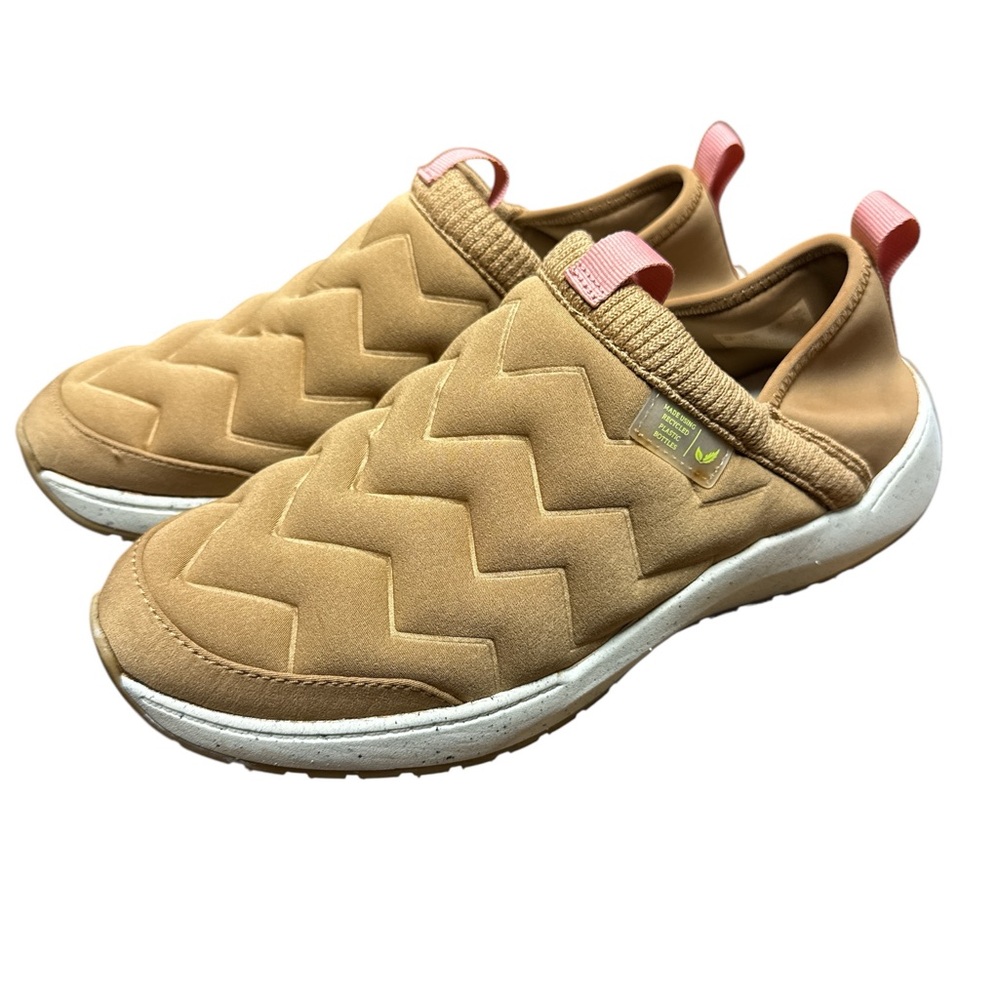 Dr. Scholl's Tan and Pink Cozy Slippers